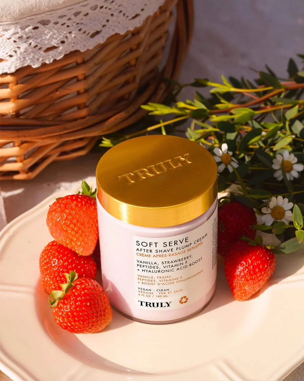 🥰💖TRULY SOFT SERVE-CREMA HIDRATANTE🥰💖Tu piel fresca, suave y con aroma delicioso después de cada afeitado✨